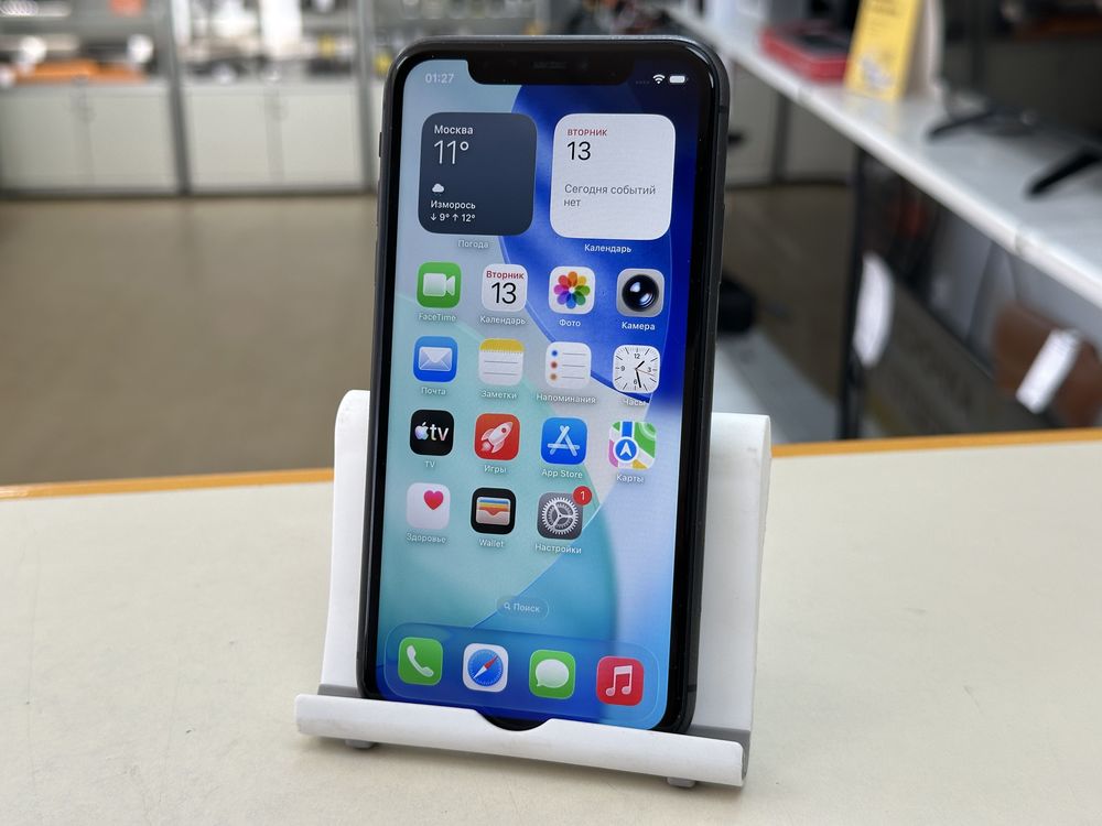 Смартфон Apple iPhone 11 64Gb