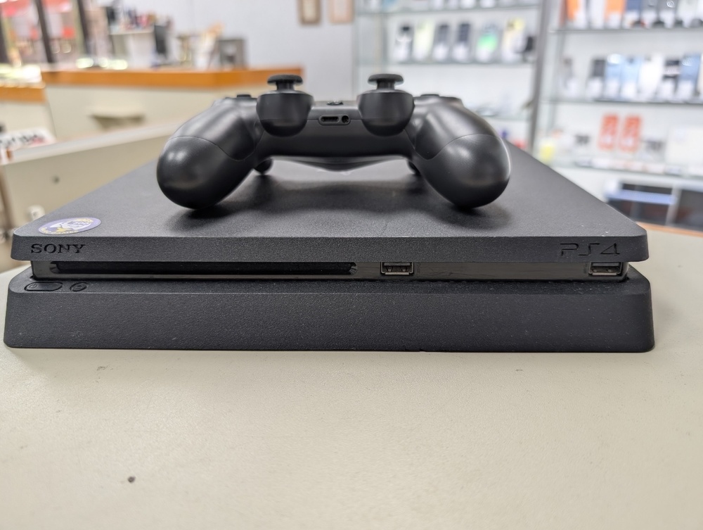 Игровая приставка PlayStation 4 Slim 500GB
