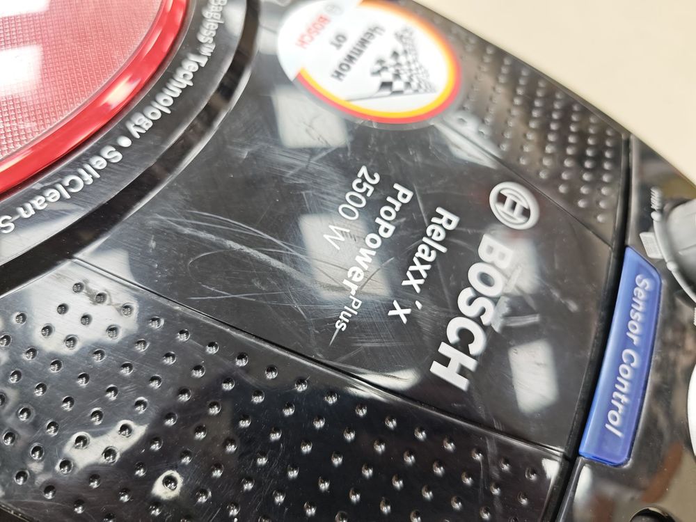 Пылесос Bosch ProPower 2500w;