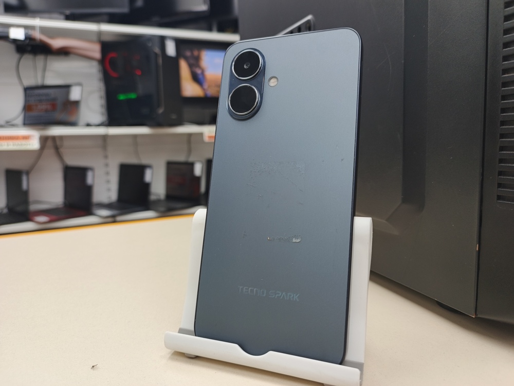 Смартфон Tecno Spark GO 1 3/64