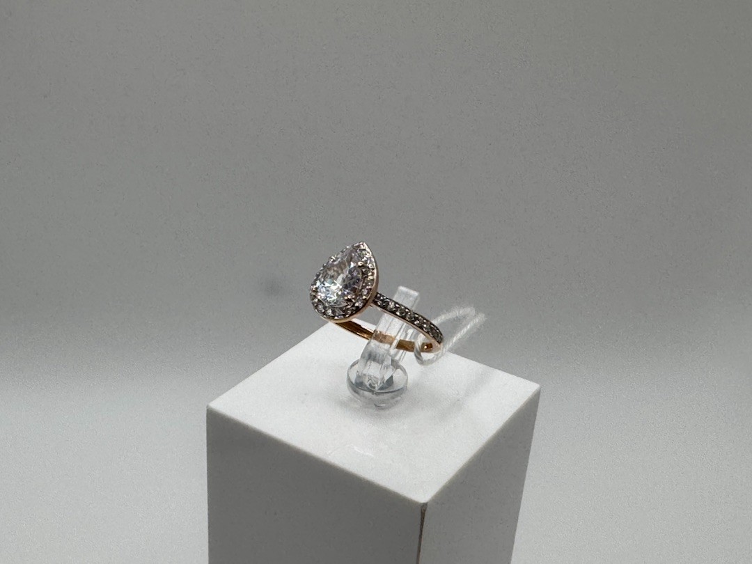 КОЛКМИ585 КОЛЬЦО С КАМНЯМИ (Au 585)