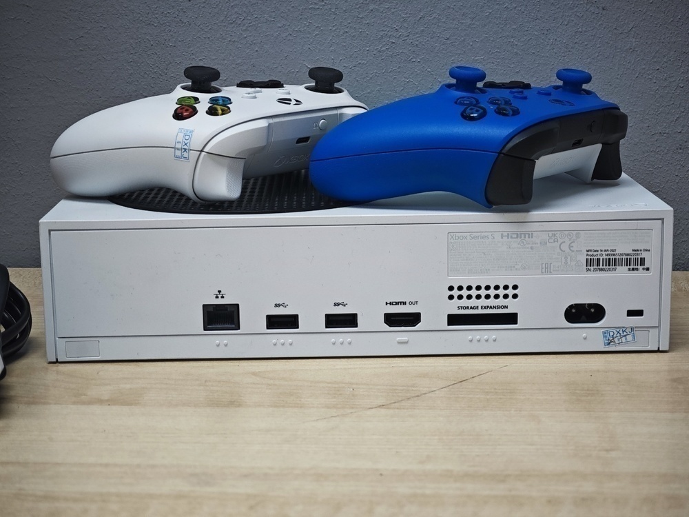Игровая приставка Xbox Series S 512Gb SSD