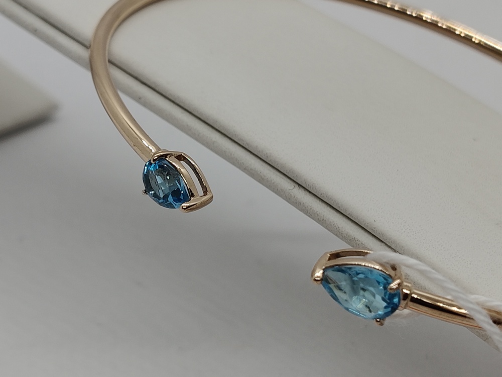 БРАСЛЕТ ЖЕСТКИЙ С КАМНЯМИ (Au 585)