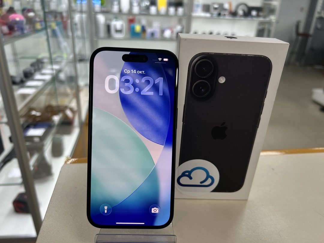 Смартфон Apple Iphone 16 128Gb