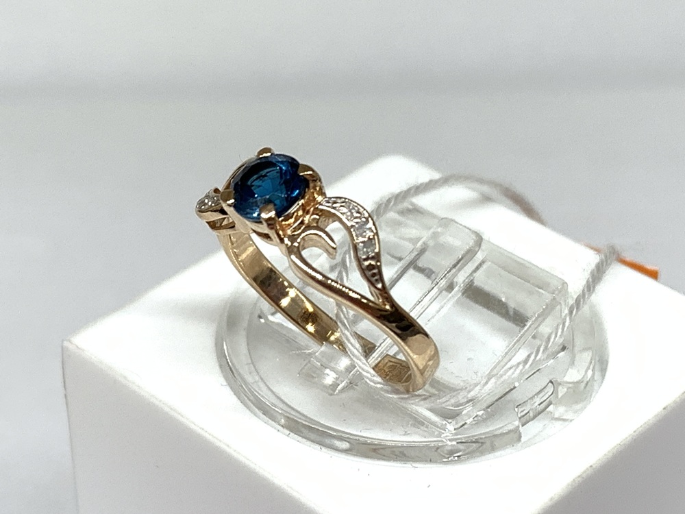 КОЛЬЦО С КАМНЯМИ (Au 585)