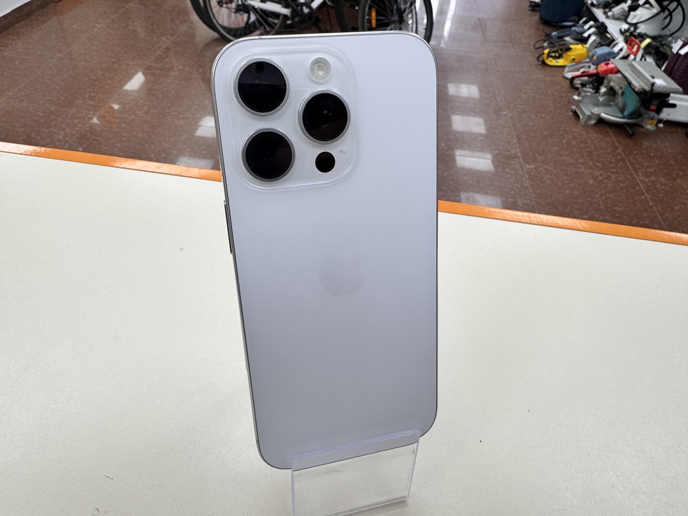 Смартфон Apple Iphone 16 Pro 256Gb