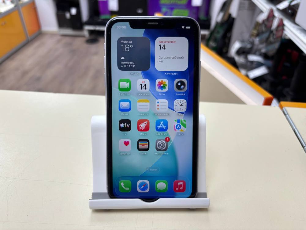 Смартфон Apple iPhone 11 128Gb