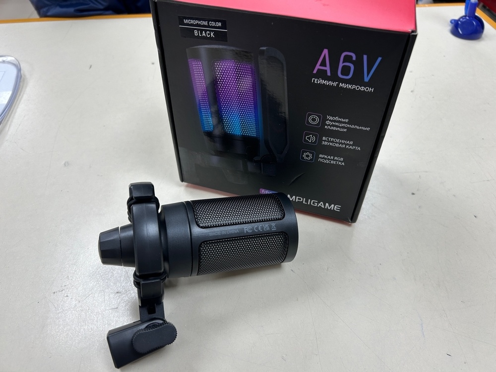Микрофон Fifine A6V