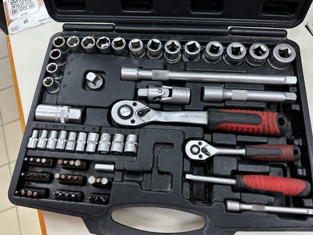 Набор инструментов Zipower PM-3967