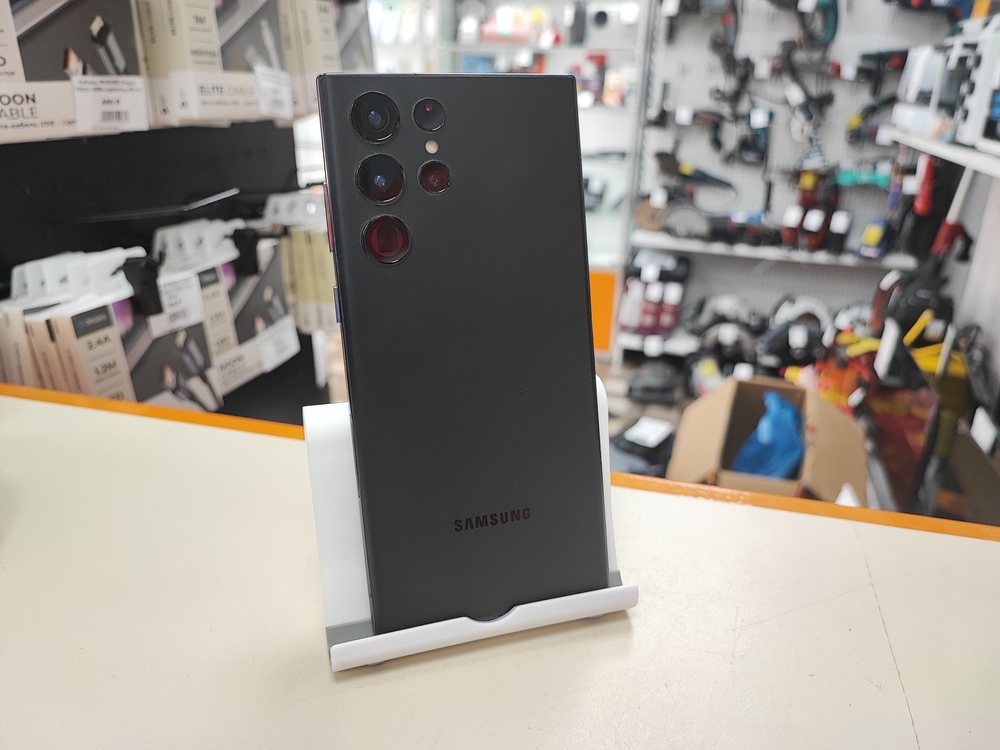 Смартфон Samsung Galaxy S22 Ultra 8/128