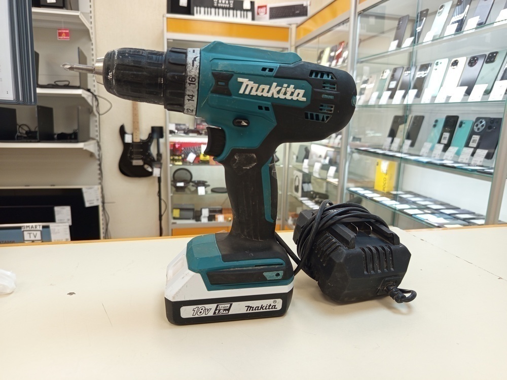 Шуруповерт Makita DF488D
