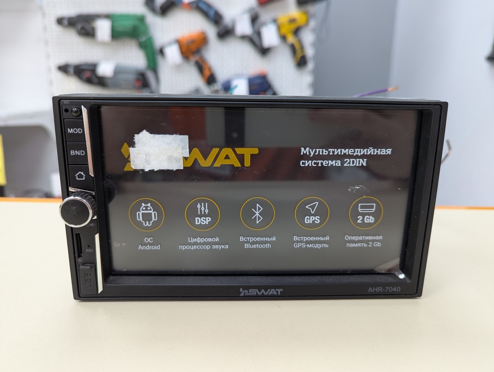 Автомагнитола Swat AHR-7040