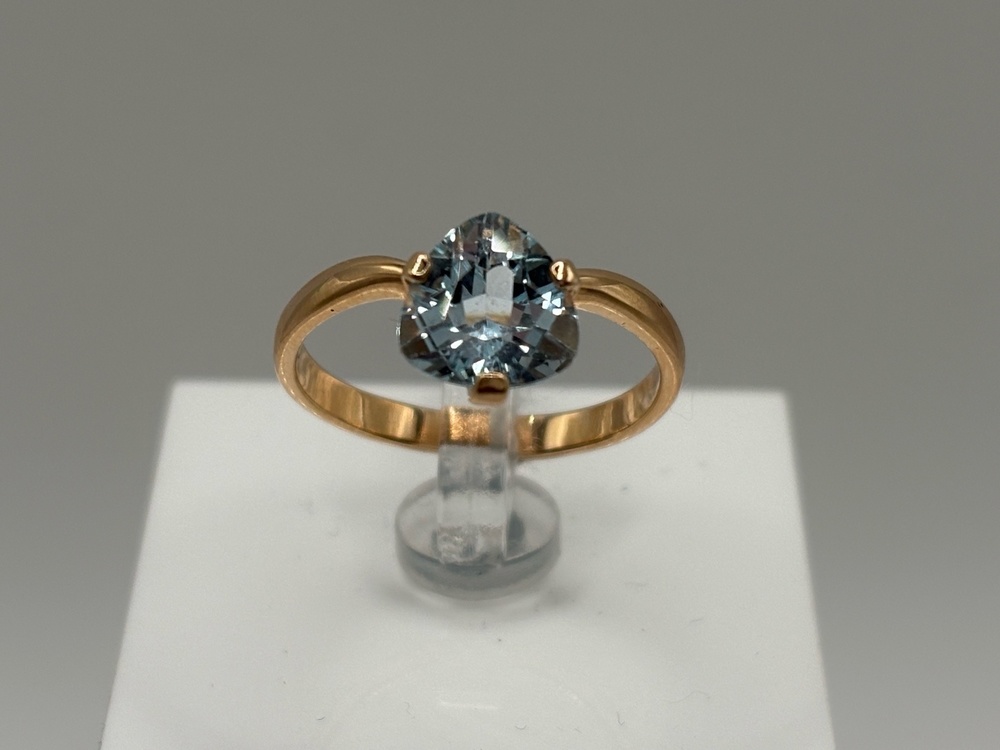 КОЛКМ585 КОЛЬЦО С КАМНЕМ (Au 585)