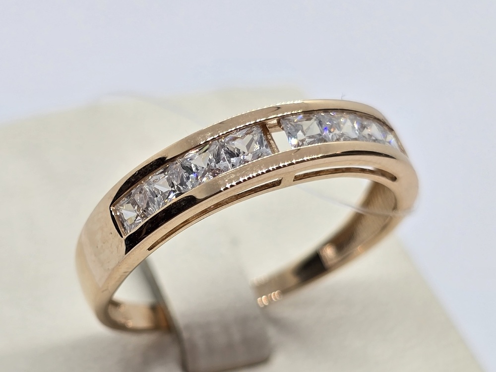 КОЛЬЦО С КАМНЯМИ (Au 585)