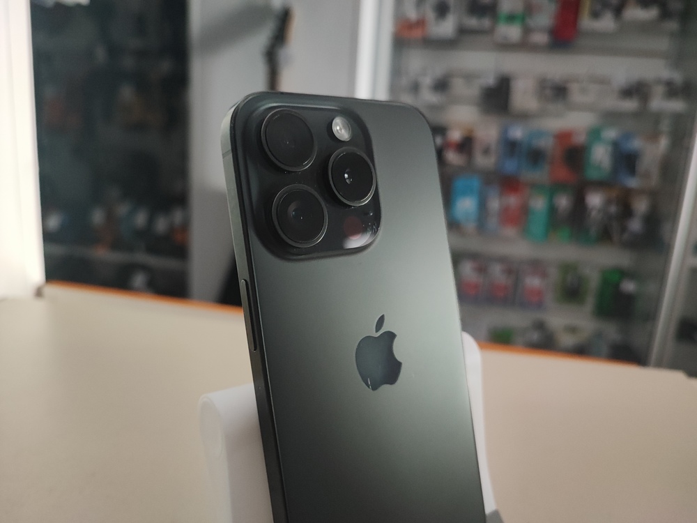 Смартфон Apple Iphone 15 Pro 128Gb