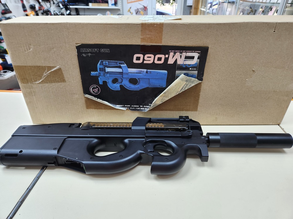 Страйкбольный автомат Cyma CM060a