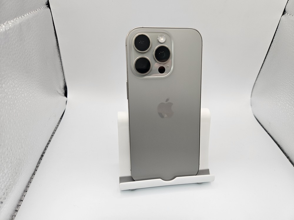 Смартфон Apple Iphone 16 Pro 256Gb