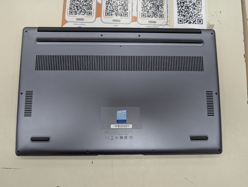 Ноутбук Honor BBR-WAI9; Core i3-10110U,  Intel(R) Graphics, 8 Гб, 250 Гб, Нет