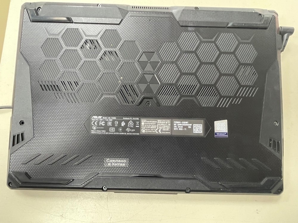 Ноутбук ASUS FX506I; Ryzen 5 4600H, GeForce GTX 1650, 8 Гб, 240 Гб, Нет