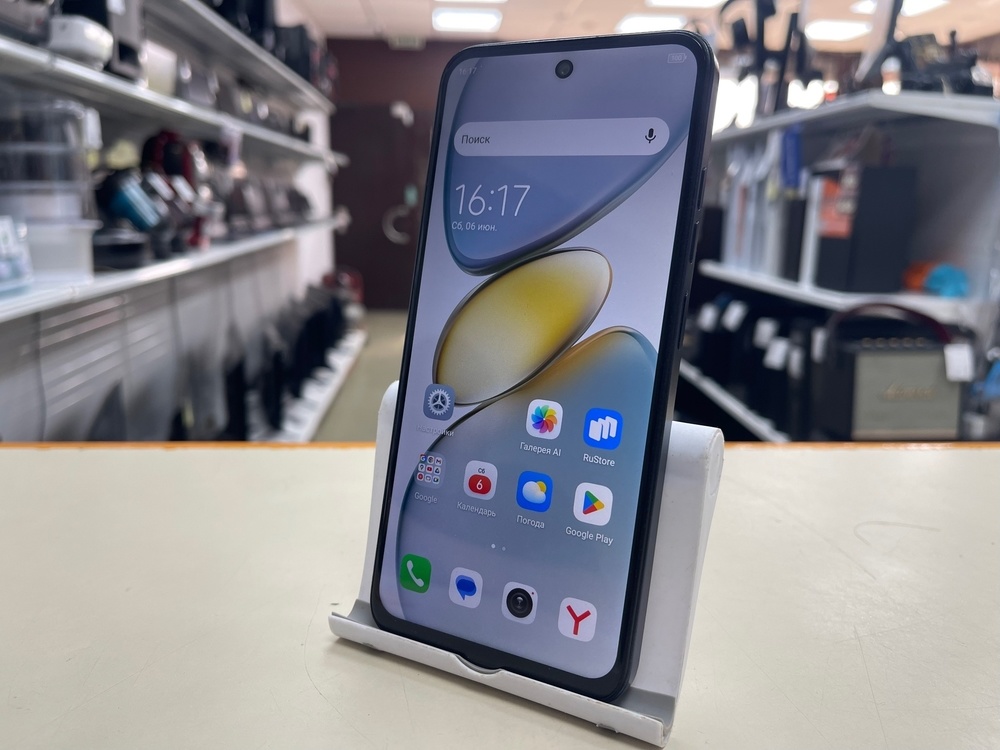 Смартфон Tecno Spark Go1 4/128