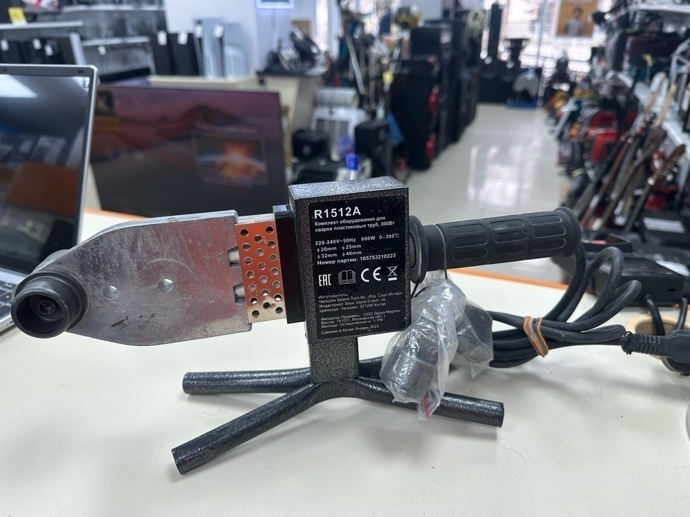 Паяльник полипропилена TIM R1512A