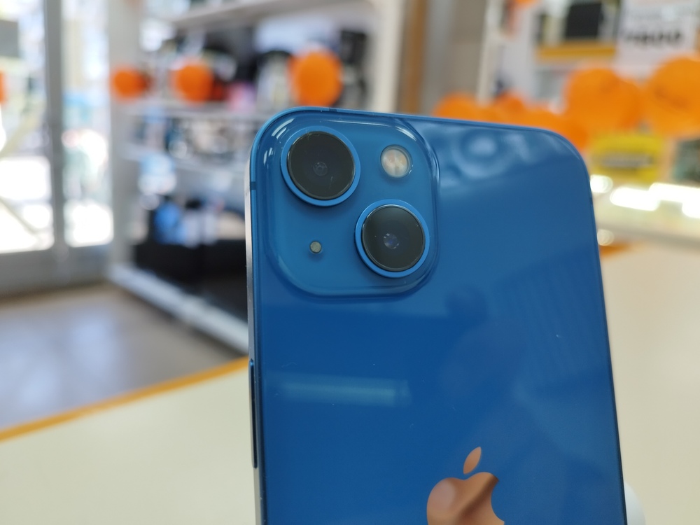 Смартфон Apple iPhone 13 256Gb
