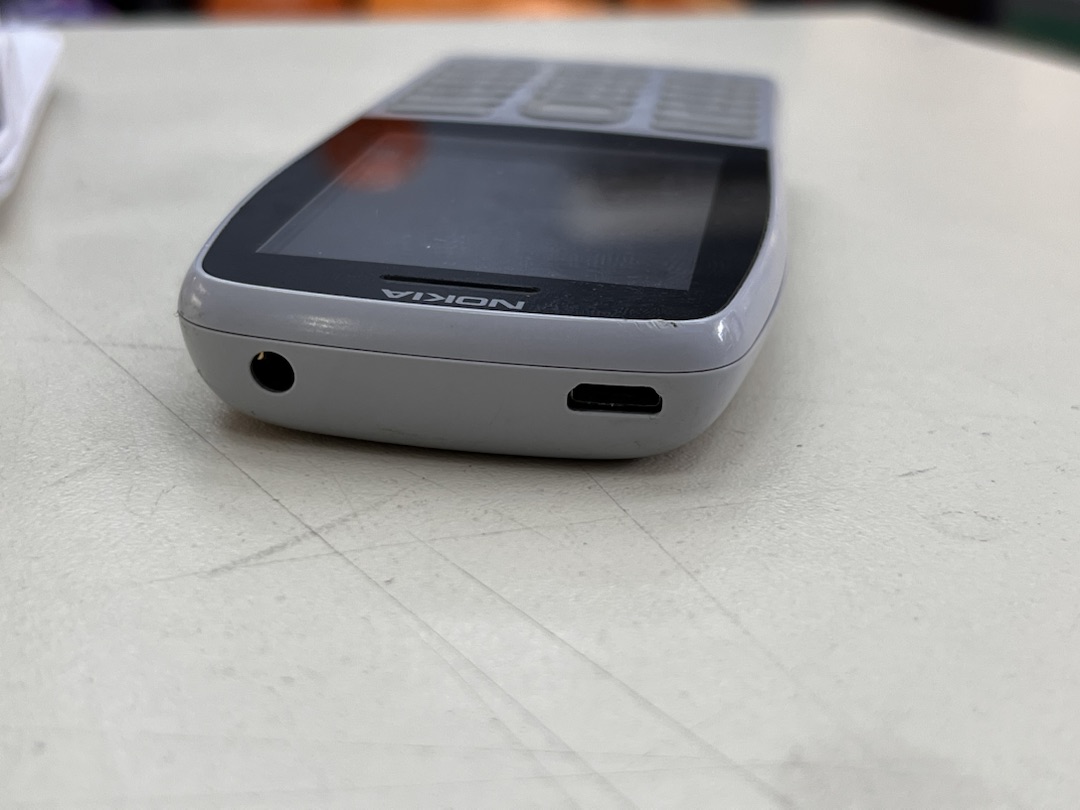 Мобильный телефон Nokia TA-1139