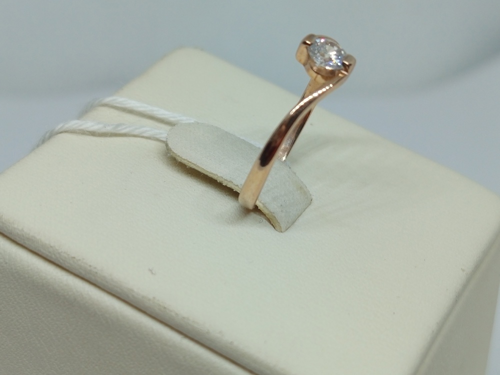 КОЛЬЦО С КАМНЕМ (Au 375)