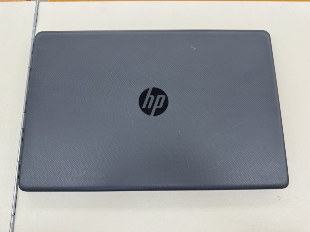 Ноутбук HP HP 250 G8; Core i7-1065G7, Intel UHD Graphics, 8 Гб, 512 GB, Нет