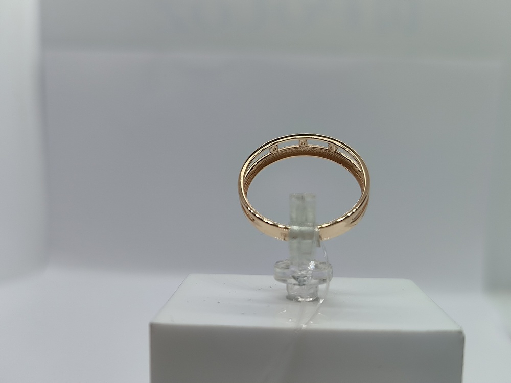 КОЛЬЦО С КАМНЯМИ (Au 585)