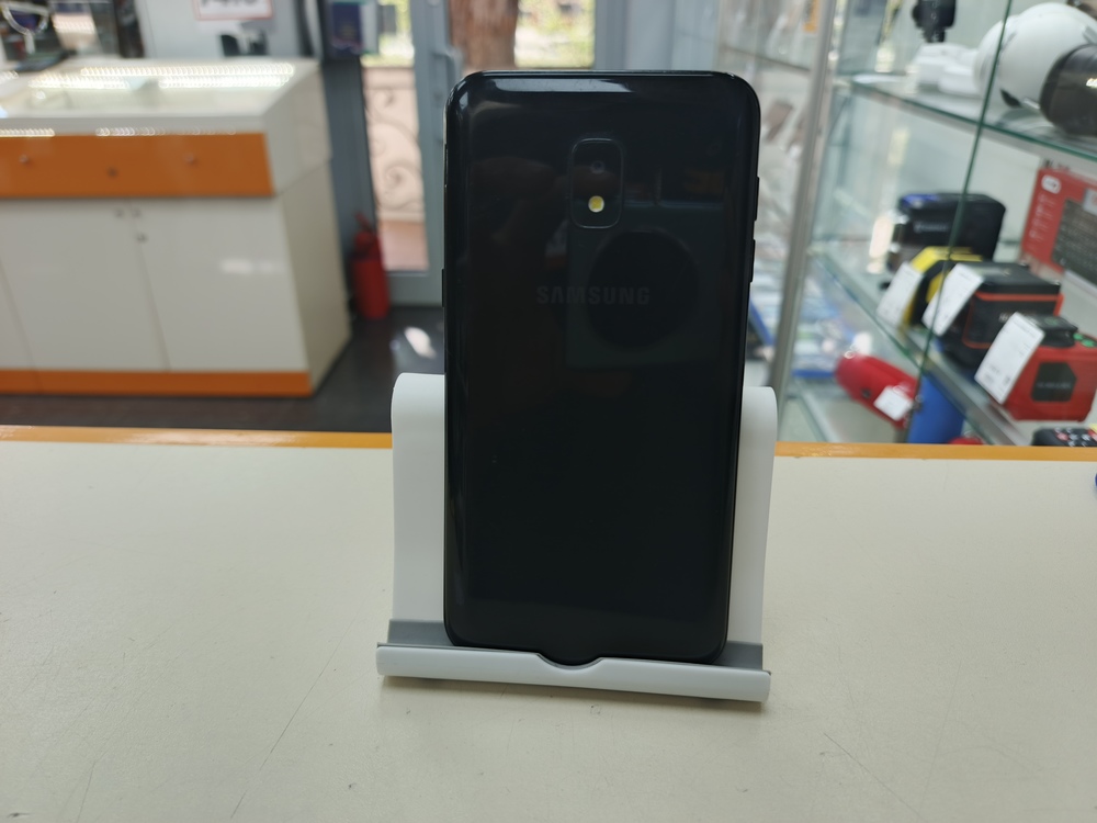 Смартфон Samsung Galaxy J2 Core 1/8