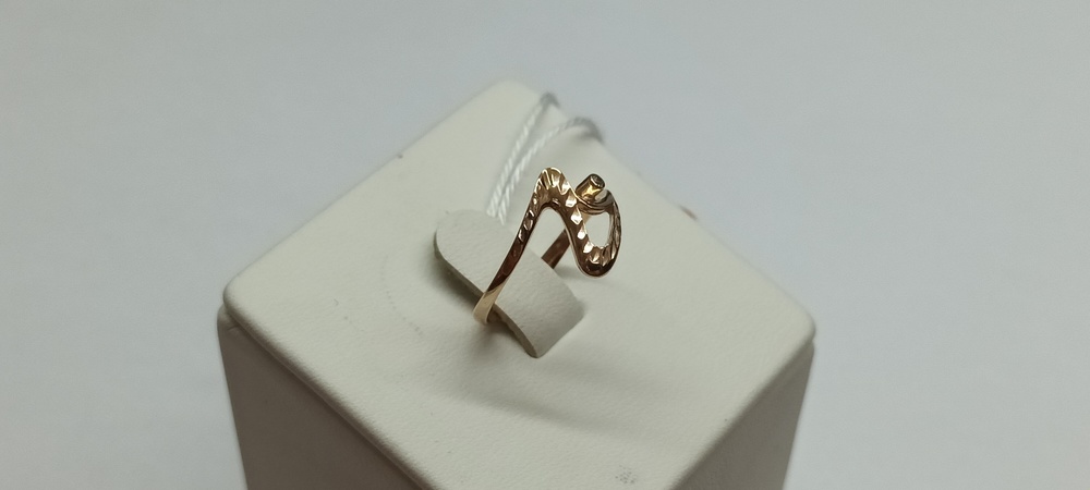 КОЛКМ585 КОЛЬЦО С КАМНЕМ (Au 585)