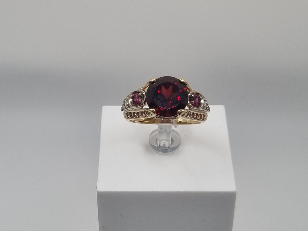 КОЛКМИ585 КОЛЬЦО С КАМНЯМИ (Au 585)