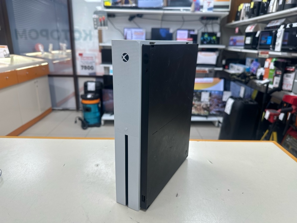 Игровая приставка Xbox One S 500Gb