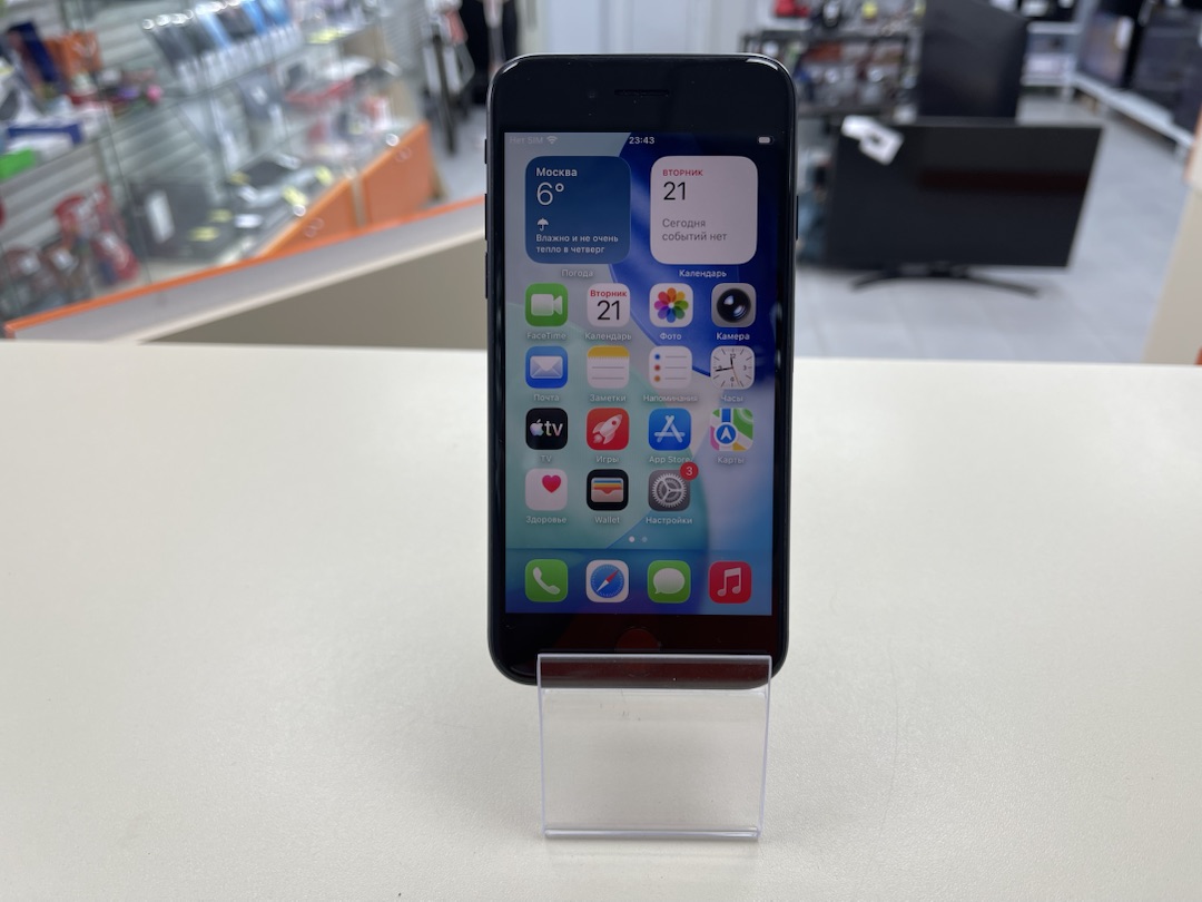 Смартфон Apple iPhone SE 2020 128Gb