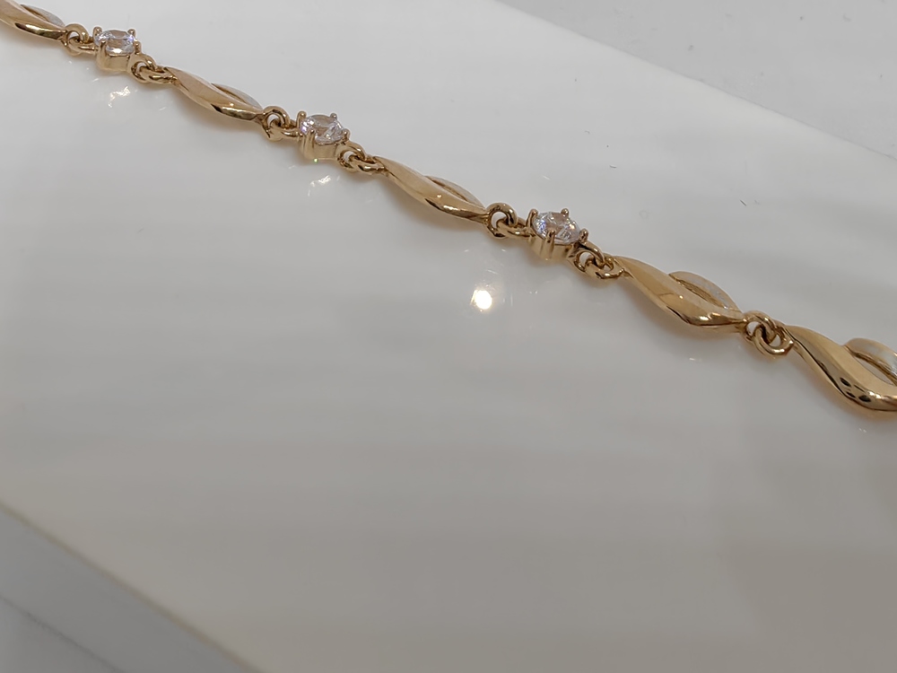 Б585 БРАСЛЕТ С КАМНЯМИ (Au 585)