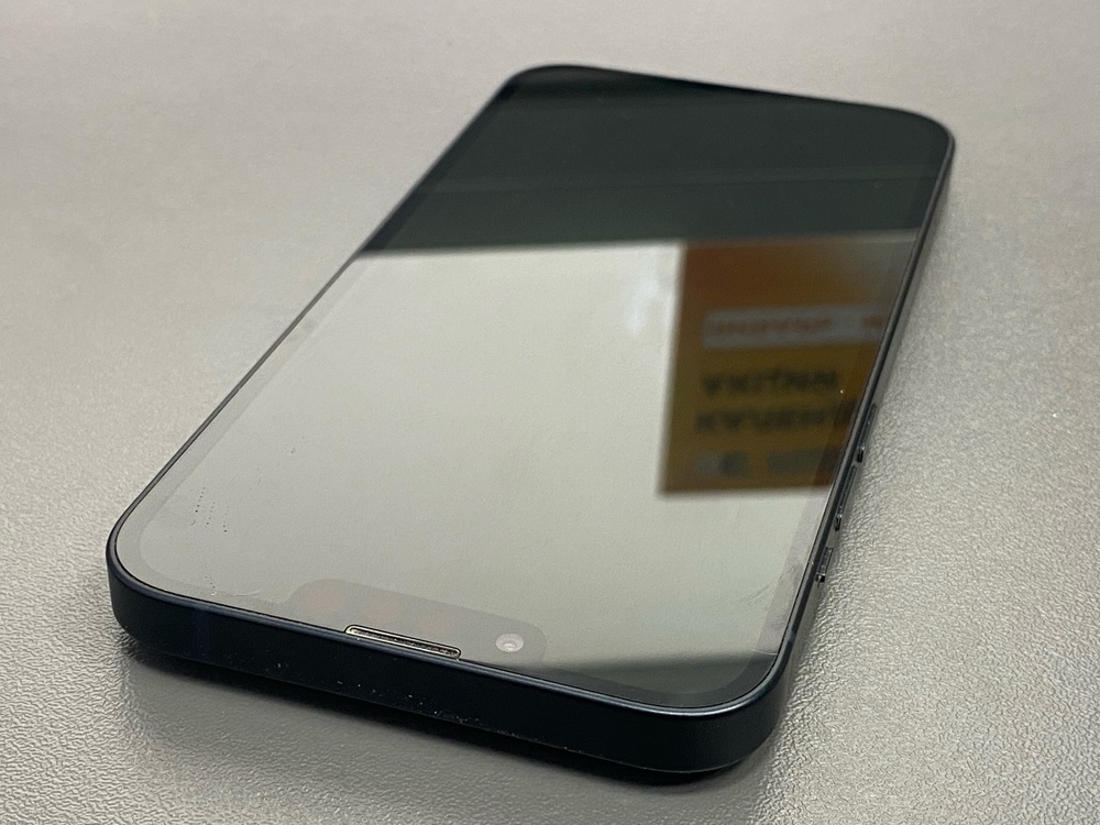 Смартфон Apple iPhone 13 128Gb