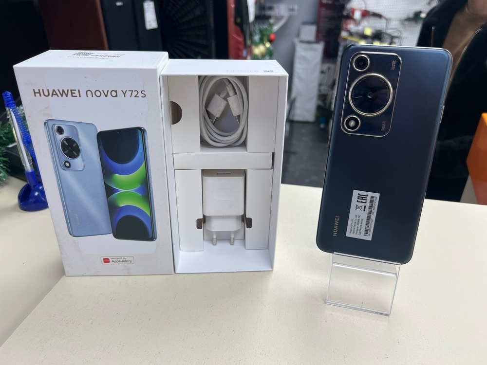 Смартфон Huawei Nova Y72S 128Gb