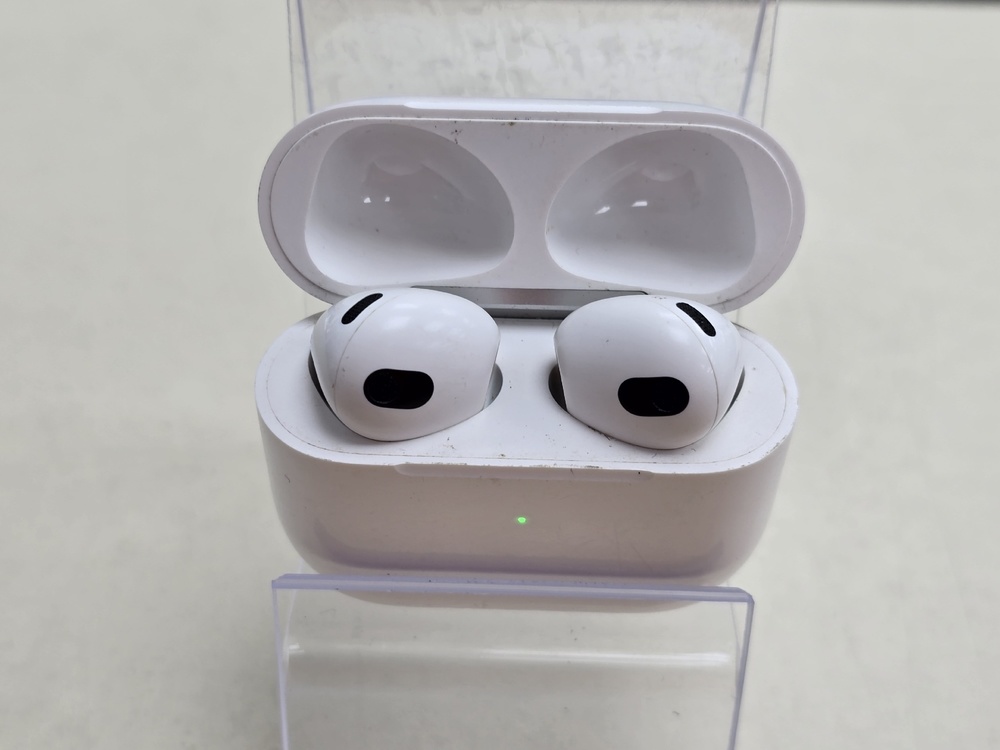 Наушники беспроводные Apple AirPods 3 Lightning