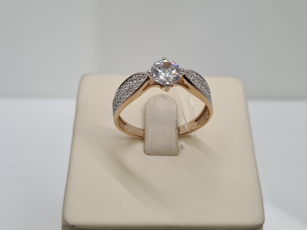 019472 КОЛЬЦО С КАМНЯМИ (Au 585)