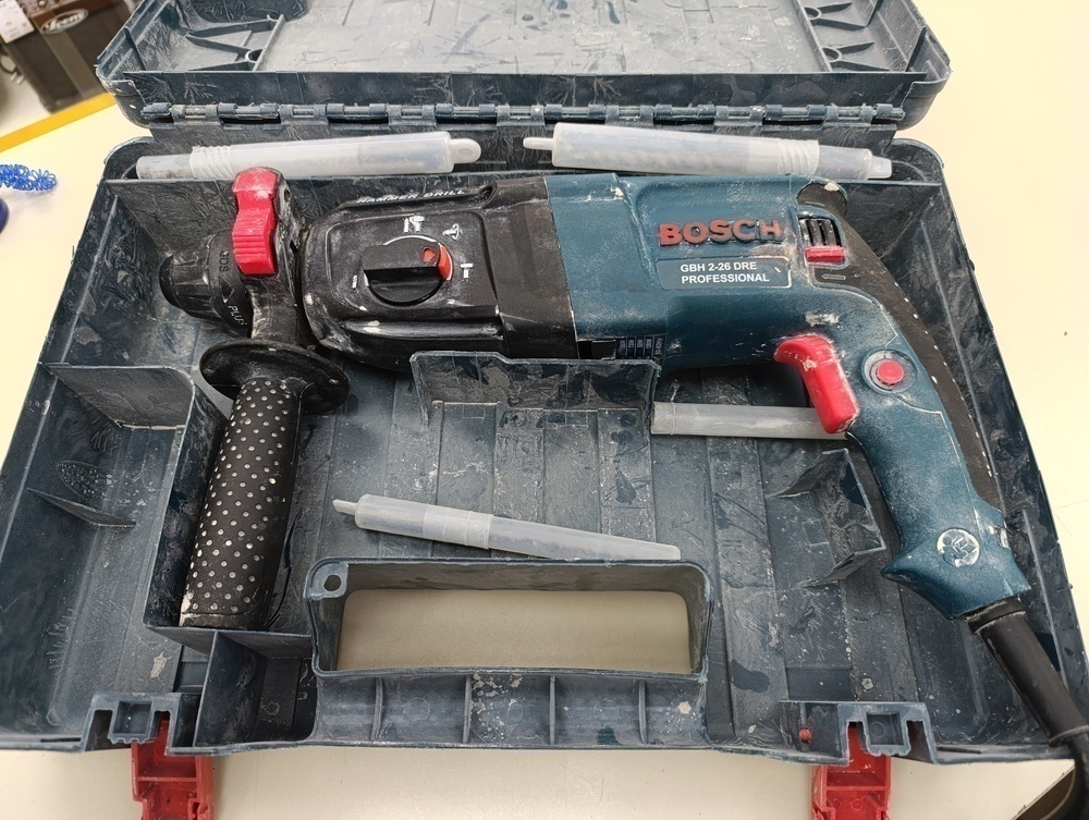 Перфоратор Bosch 2-26DRE