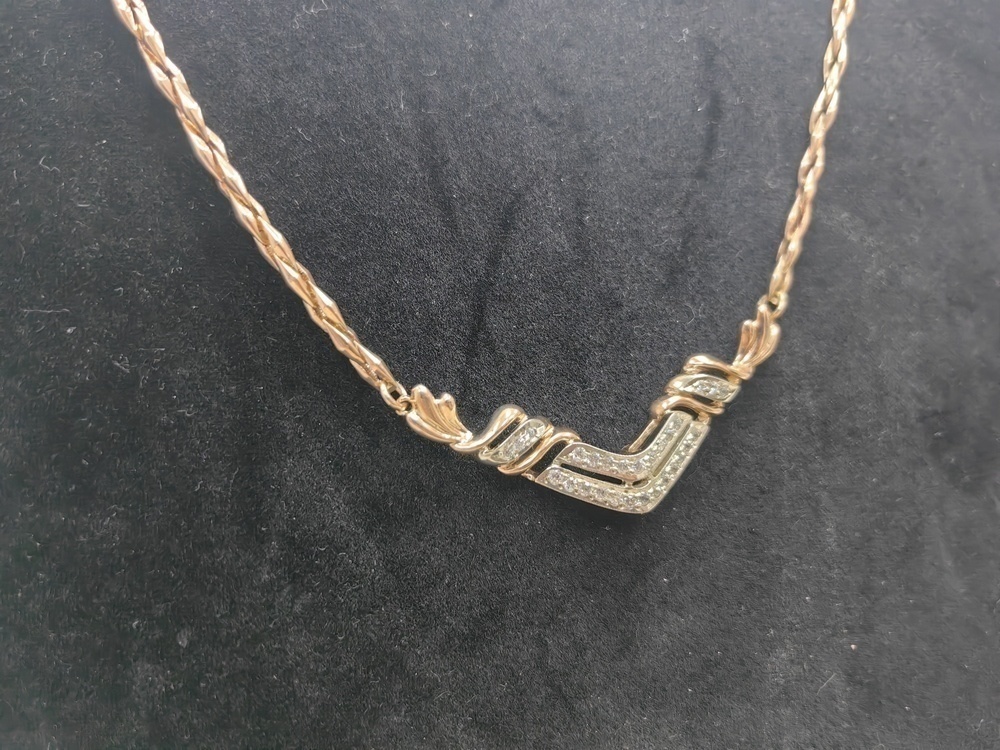 КОЛЬЕ С КАМНЯМИ Au 585