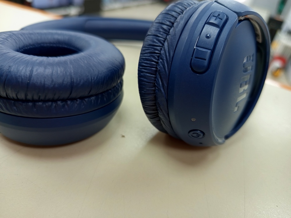 Наушники беспроводные JBL TUNE 520BT