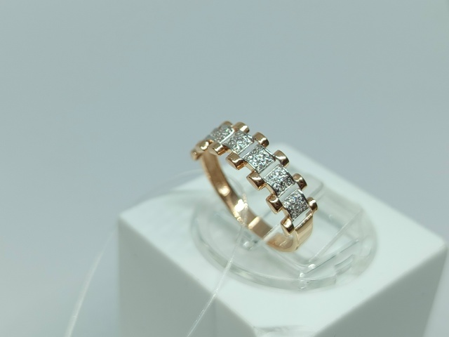 КОЛЬЦО С КАМНЯМИ (Au 585)