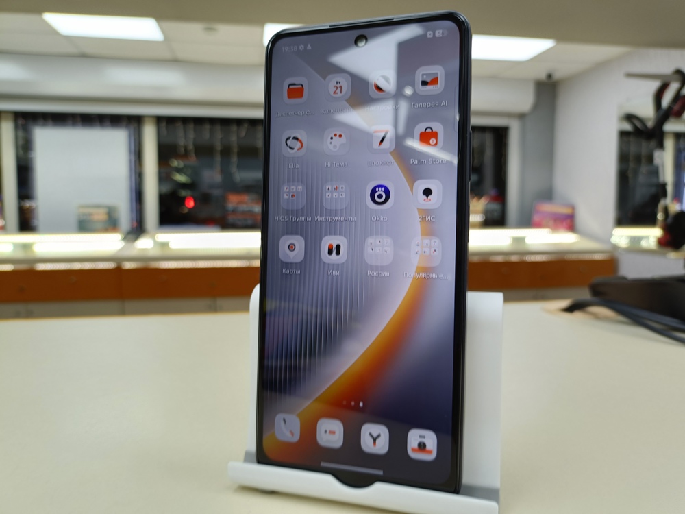 Смартфон Tecno Pova 7 8/256