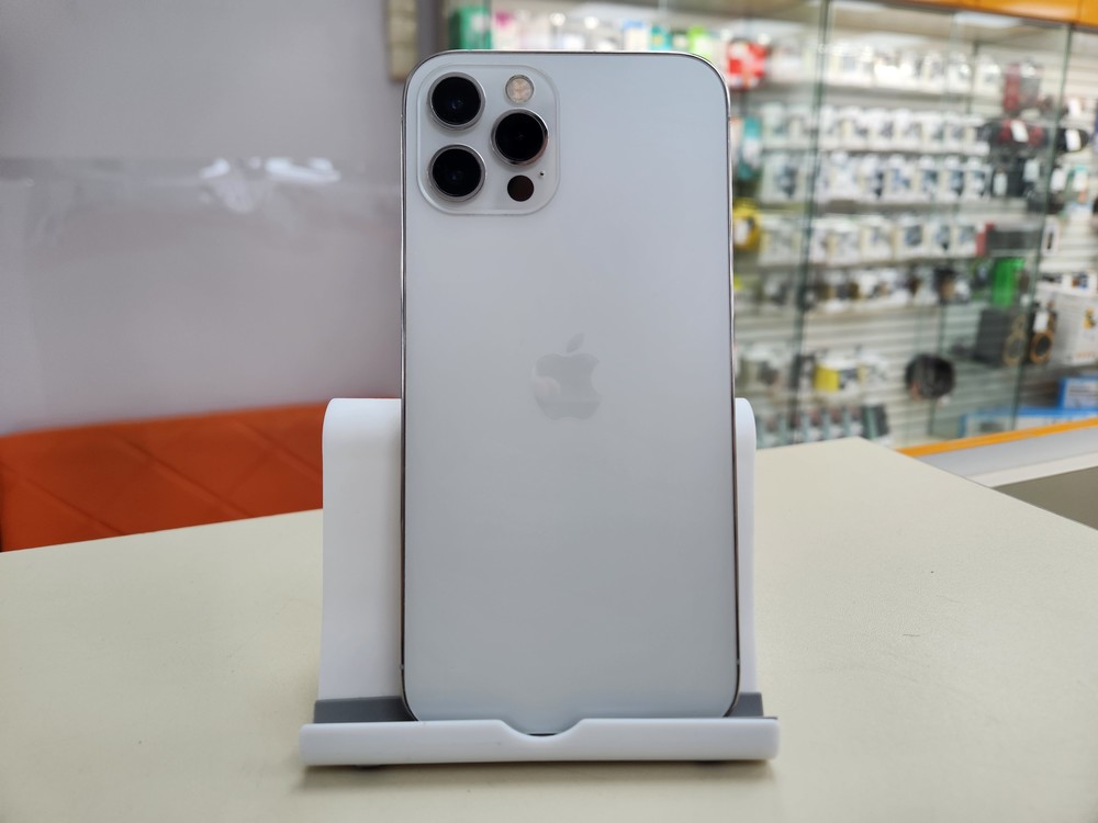 Смартфон Apple iPhone 12 Pro 128Gb