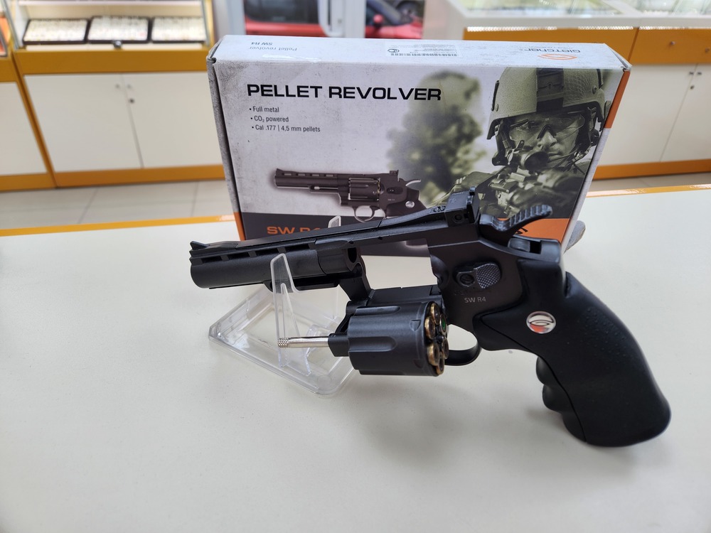 Пистолет пневматический Gletcher SW R4