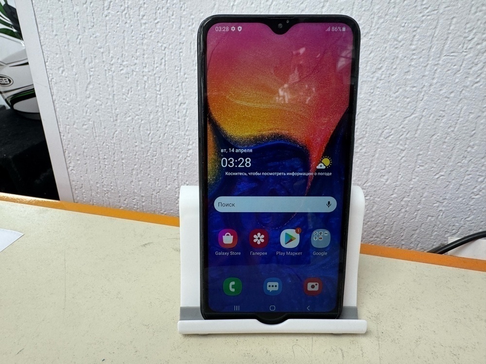 Смартфон Samsung Galaxy A10 2/32