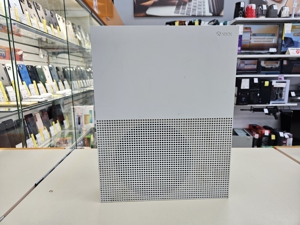 Игровая приставка Xbox One S 1TB
