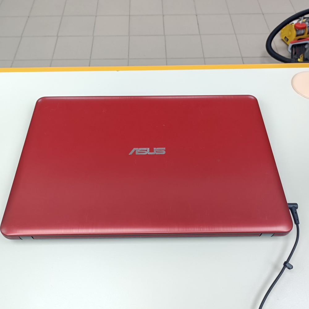 Ноутбук ASUS asus r540y; AMD, E2, E2-6110, AMD, Radeon R2 series, 4 Гб, Нет, 500 Гб